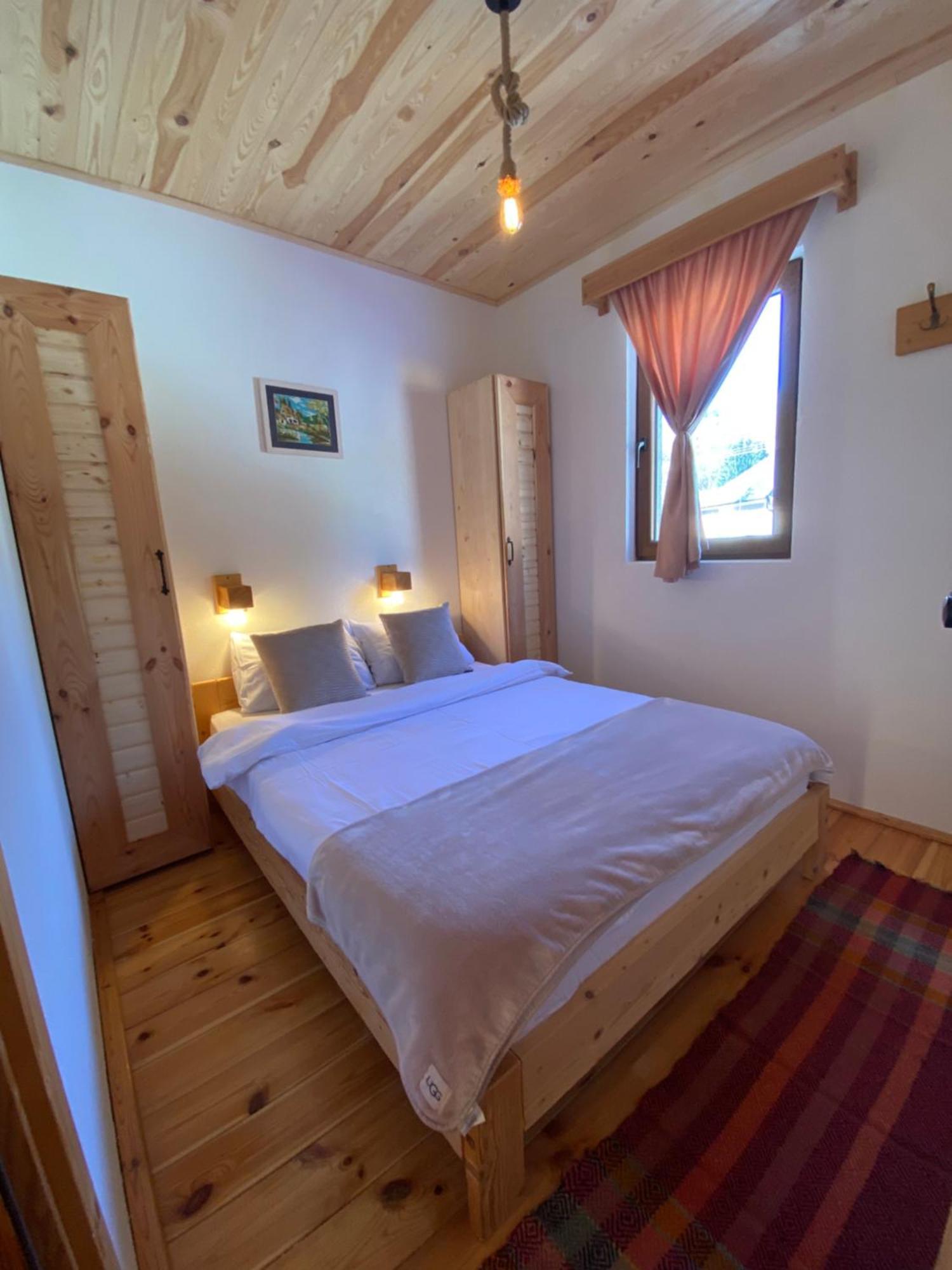 Pubhouse & Rooms Pahulja Kolašin Exteriér fotografie