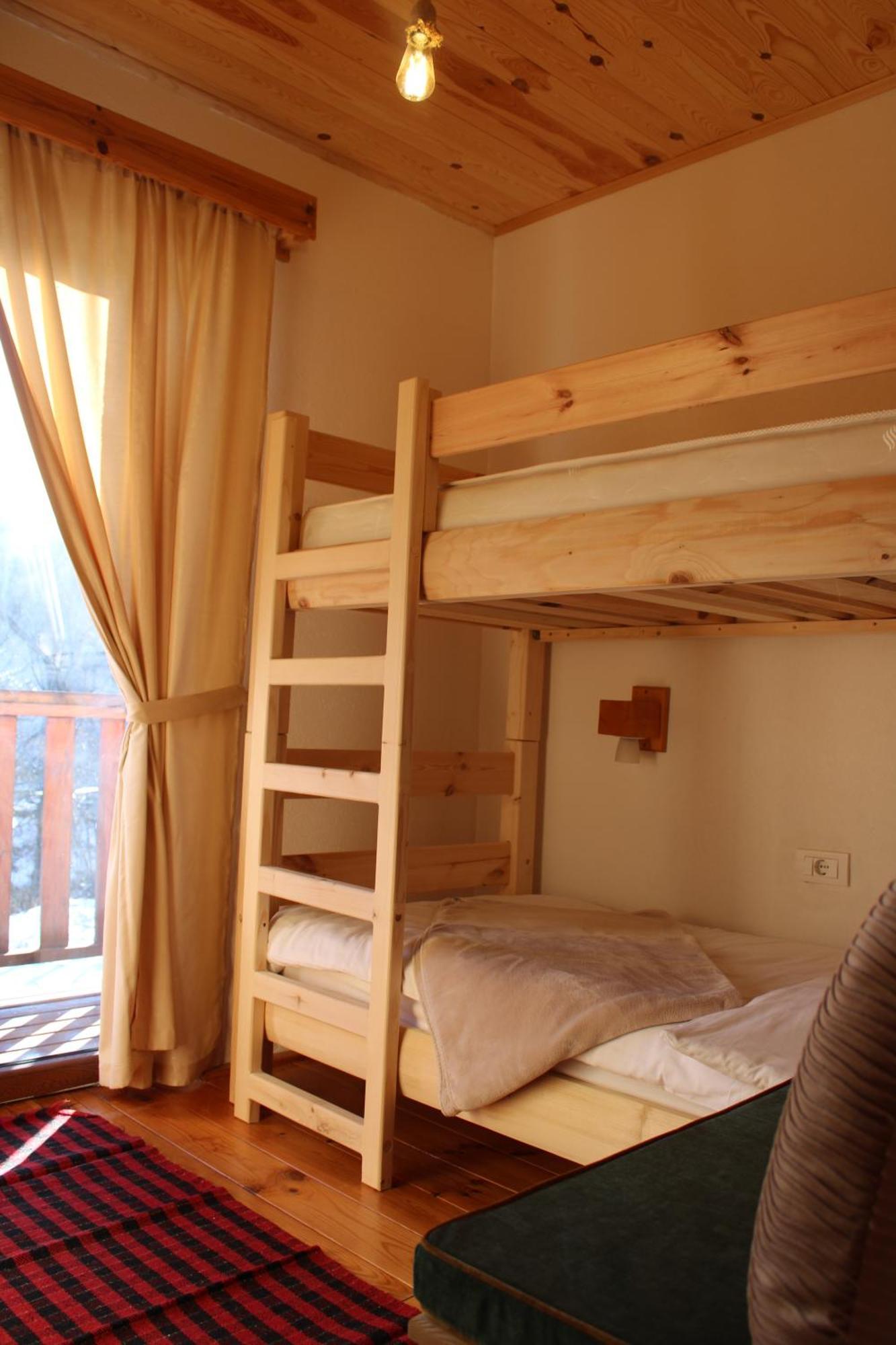 Pubhouse & Rooms Pahulja Kolašin Exteriér fotografie