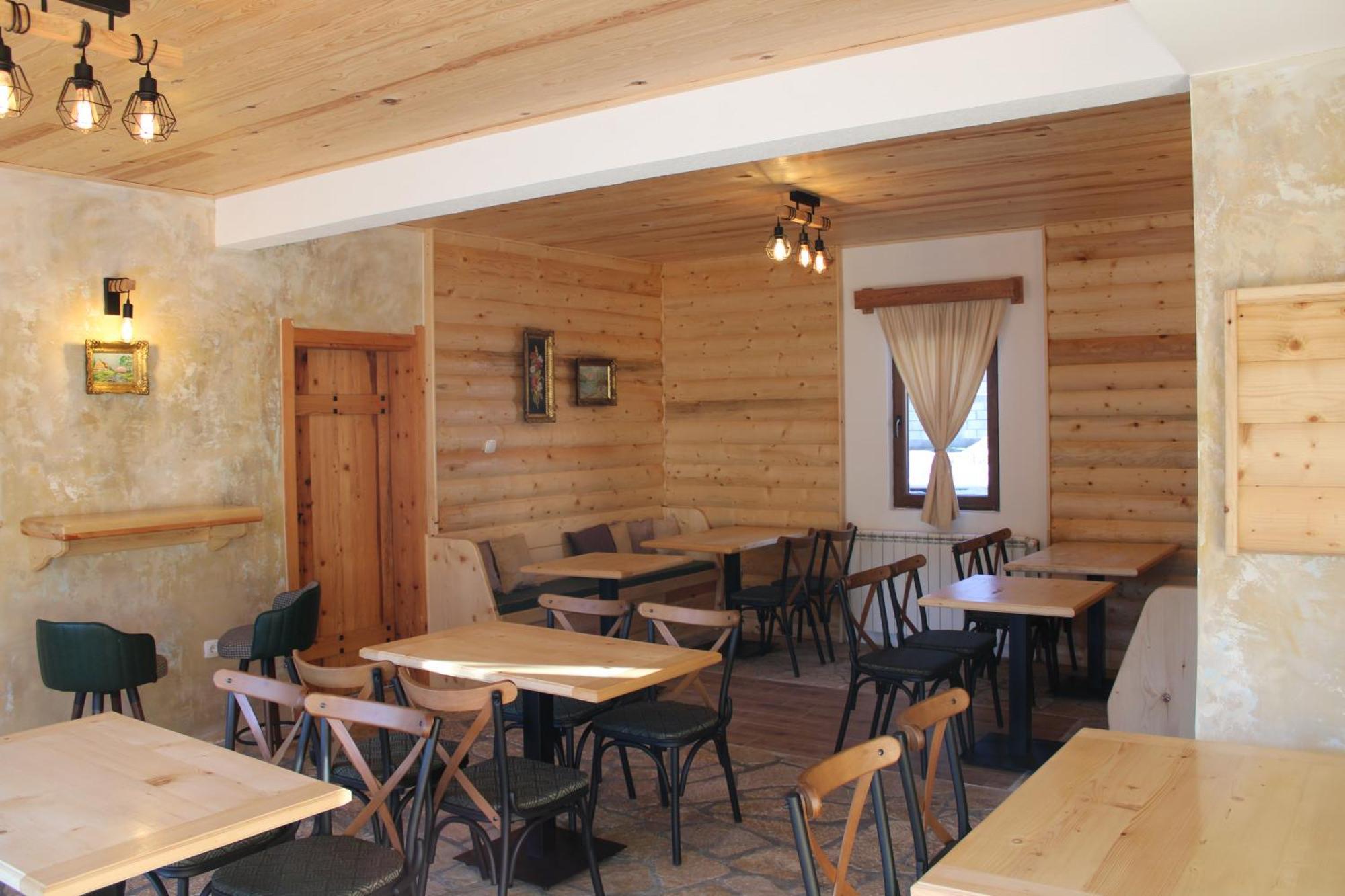Pubhouse & Rooms Pahulja Kolašin Exteriér fotografie