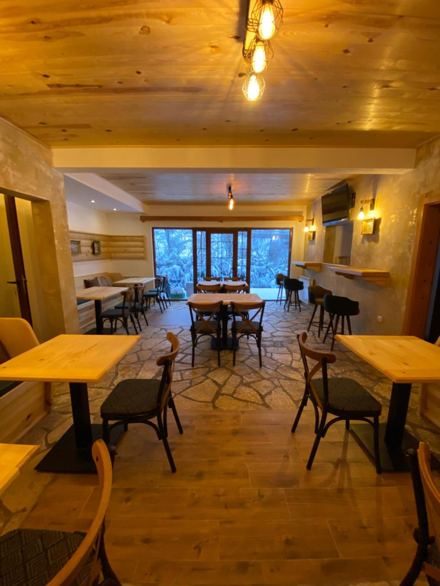 Pubhouse & Rooms Pahulja Kolašin Exteriér fotografie