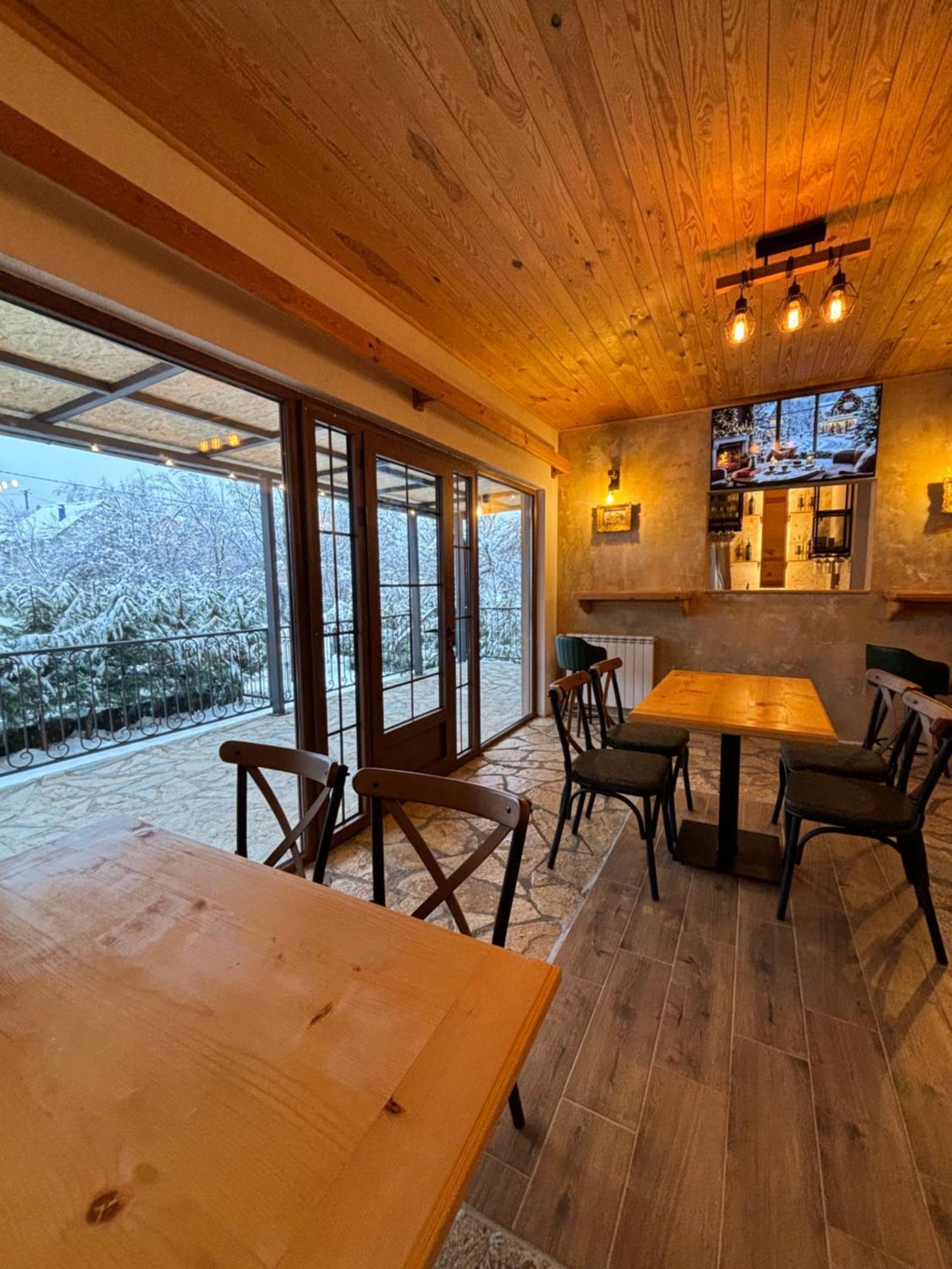 Pubhouse & Rooms Pahulja Kolašin Exteriér fotografie